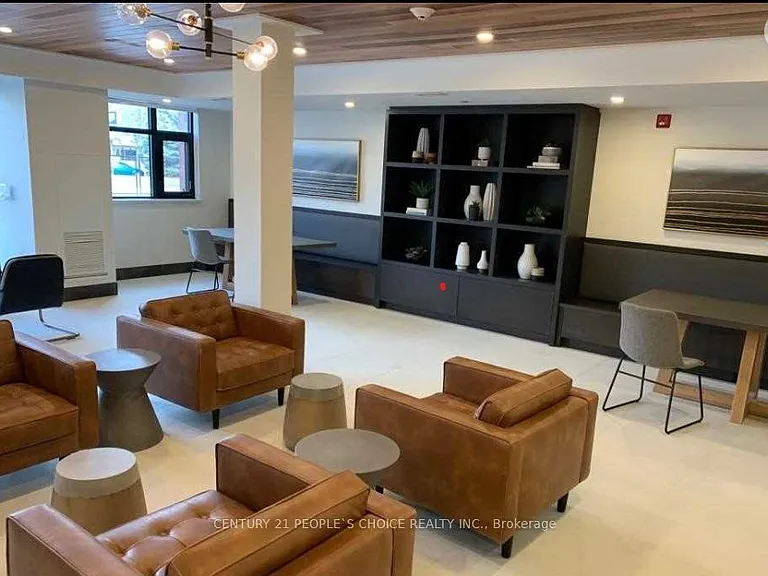 320 Plains Rd E #406 — Photo 3