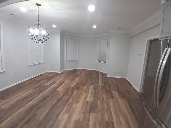 5th image of 270 Park Ave