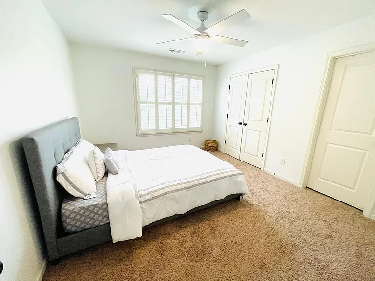 276 Lakestone Pkwy — Photo 49