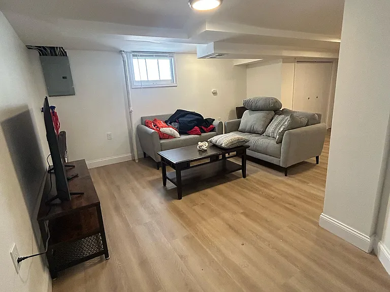 6042 Fyler Ave — Photo 14
