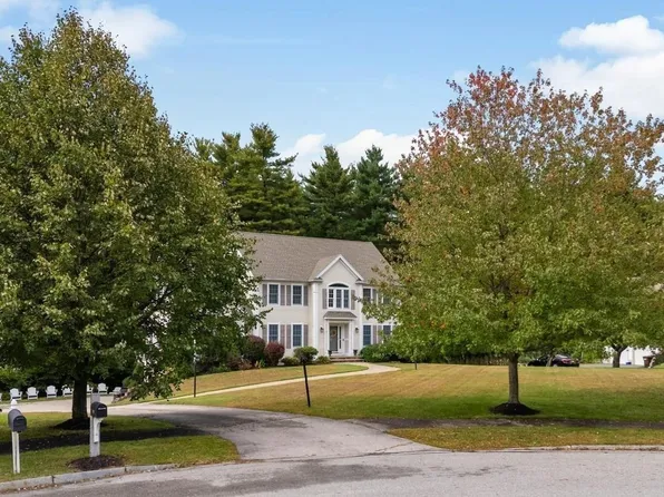 19 Homestead Ln, Rowley, MA 01969