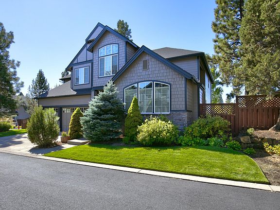 2nd image of 61039 Snowbrush Dr