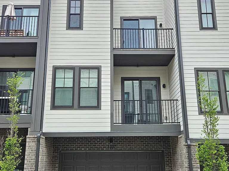 1337 Fairmont Ave NW — Photo 26