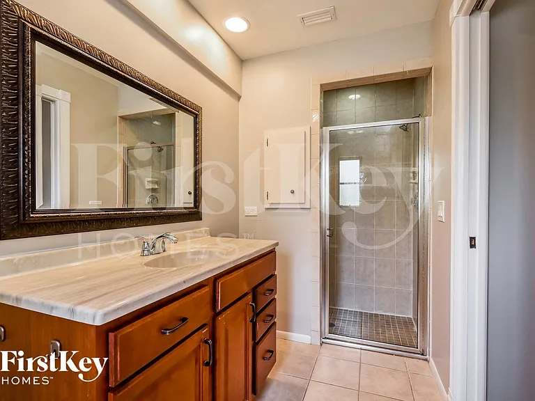 1000 Vega Ave NW — Photo 11