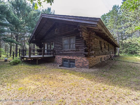 4th image of 1530 Bow Bend Trl