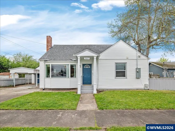 357 E St, Independence, OR 97351