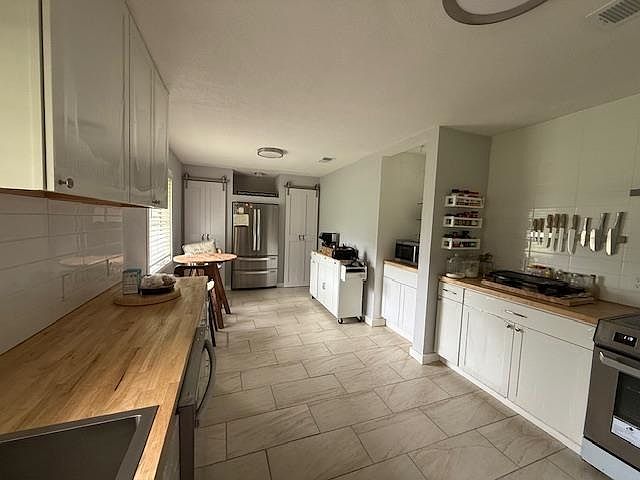 1st image of 7590 San Diego St