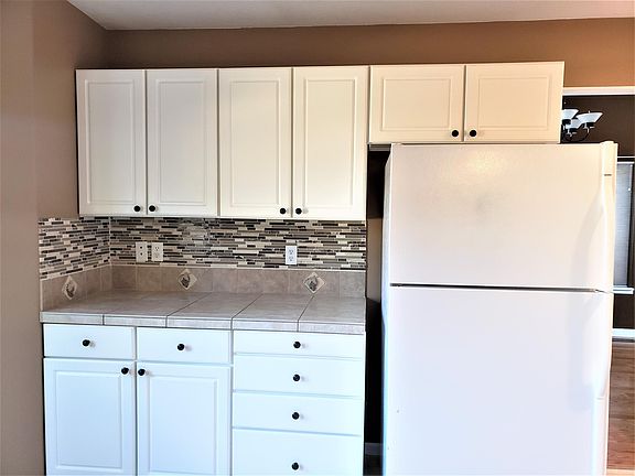 5th image of 734 SE 72nd Ave