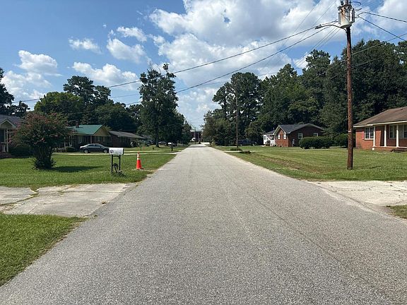 4th image of 1231 Manorway Dr