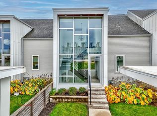 45 Windward Way, Ottawa, IL 61350