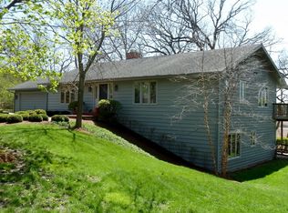 483 E Oxford Rd, North Barrington, IL 60010