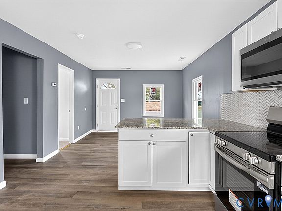 5th image of 409 Olive St