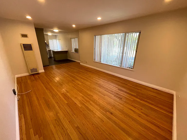 279 Temple Ave #8 — Photo 4