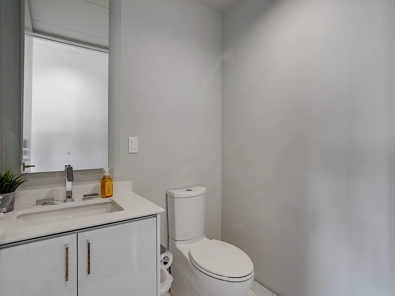 10360 102nd St NW — Photo 61