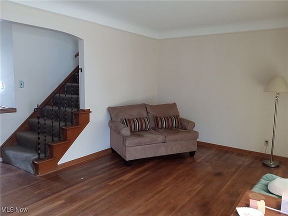 4th image of 5373 E 132nd St