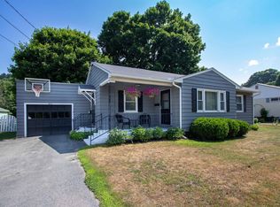 411 Concord Ave, Saint Johnsbury, VT 05819