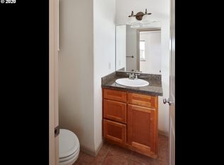 5325 NE 33rd Ave APT A, Portland, OR 97211