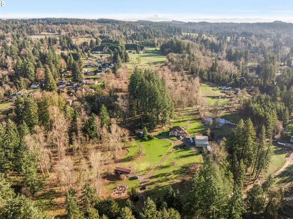16868 S Livesay Rd, Oregon City, OR 97045