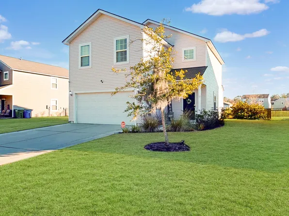 13 Pacolet Ln, Beaufort, SC 29906