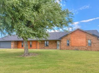 16635 SW 29th St, El Reno, OK 73036