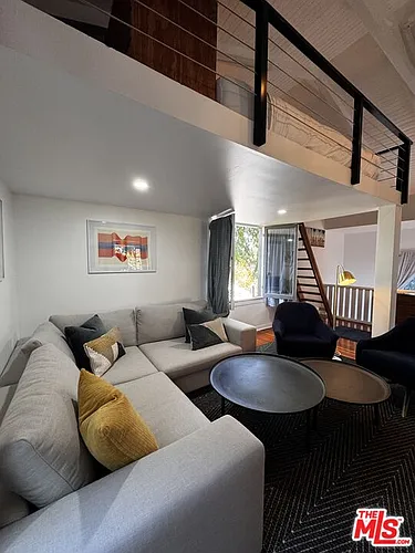 2449 Riverside Pl #REAR HOUSE Photo 1