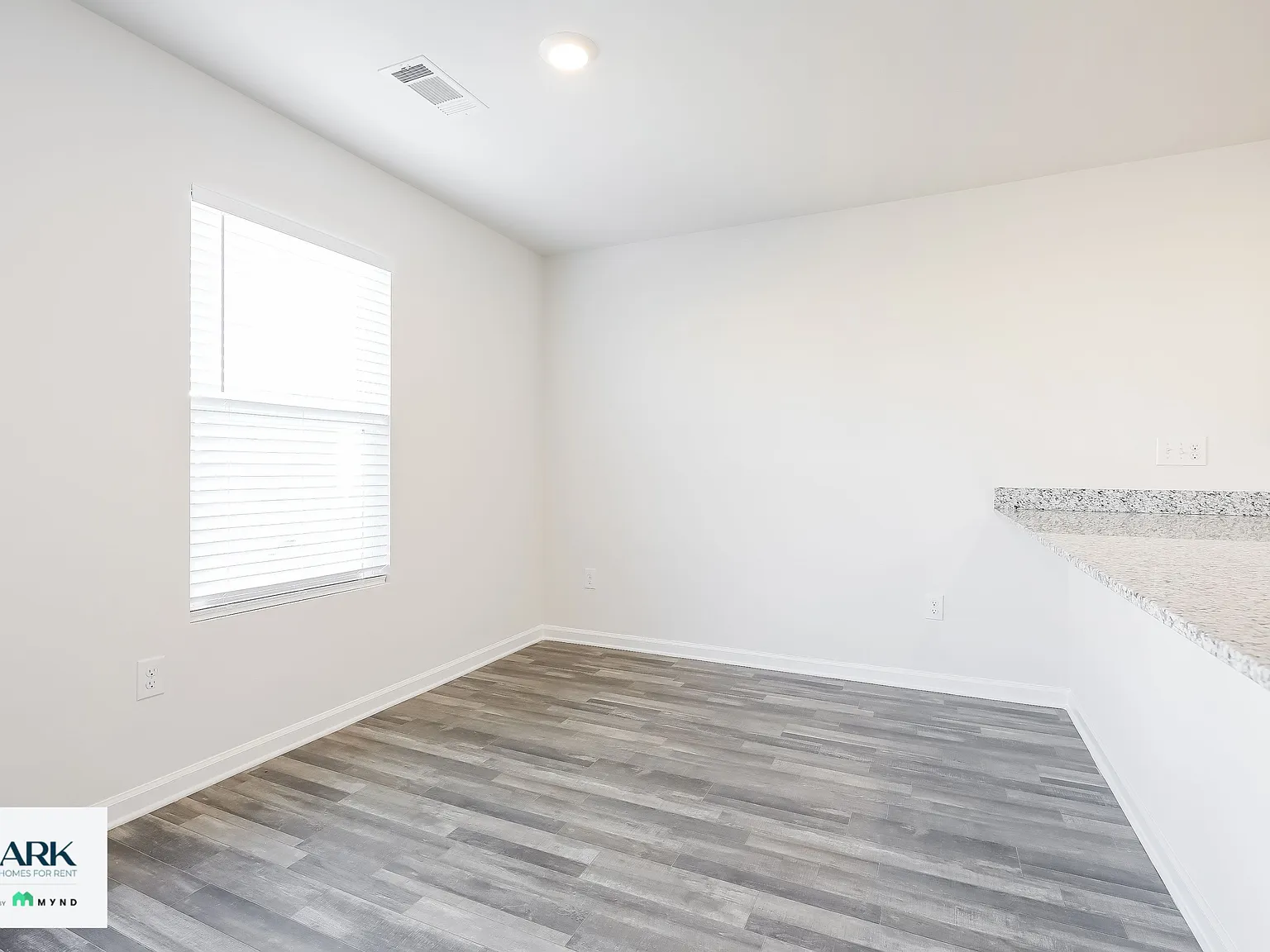 4 bed, 3.0 bath, 1801 sqft, $1,750 — Photo 4