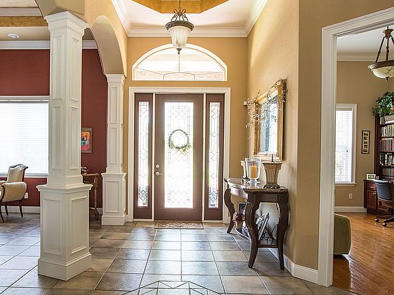 Light and bright foyer