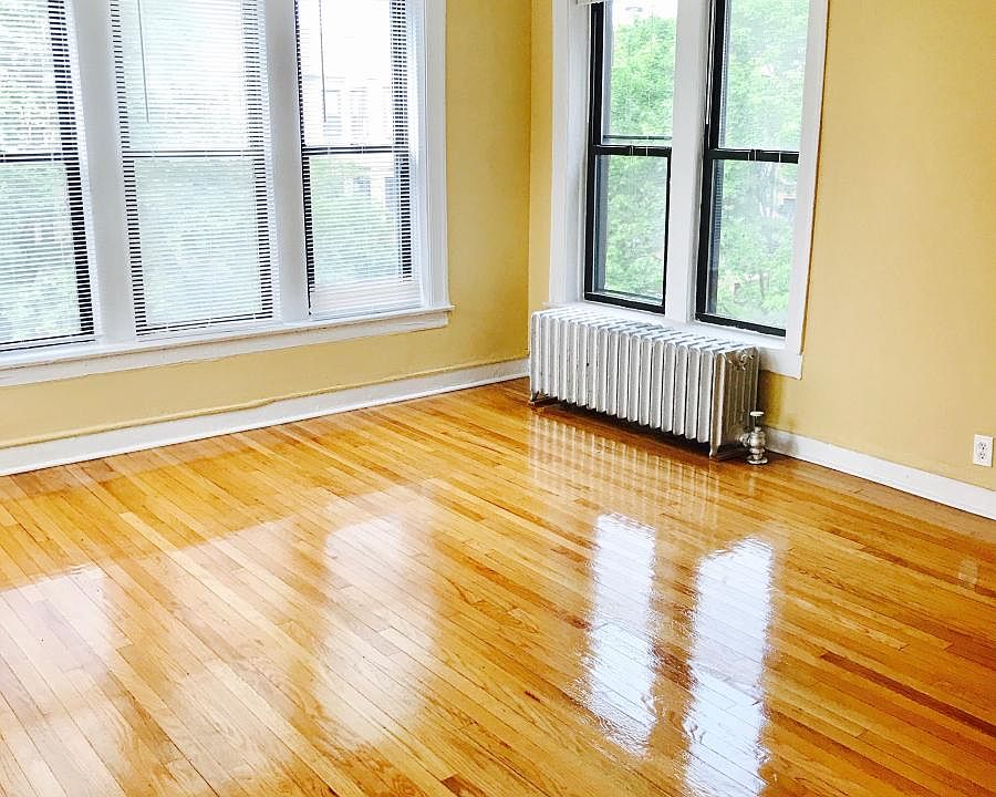 1st image of 6867 S Crandon Ave #1