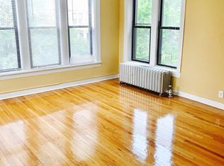 6867 S Crandon Ave #1, Chicago, IL 60649