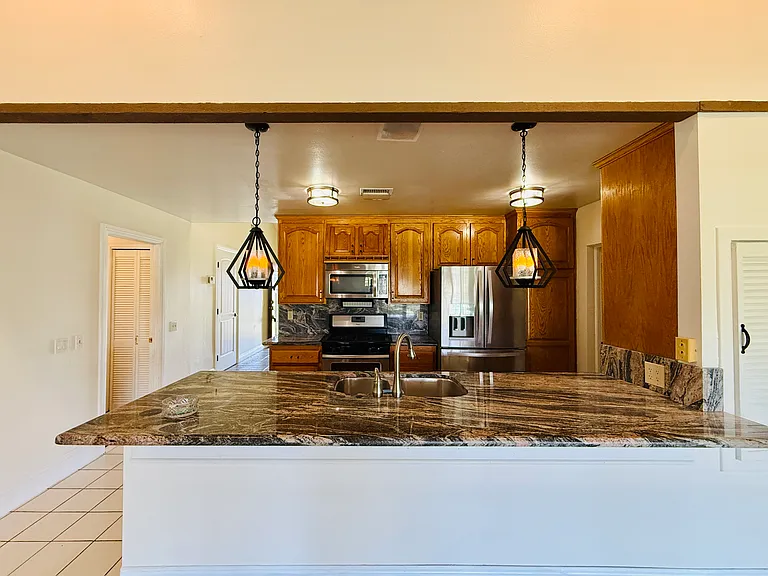 1510 Hallgreen Dr — Photo 8