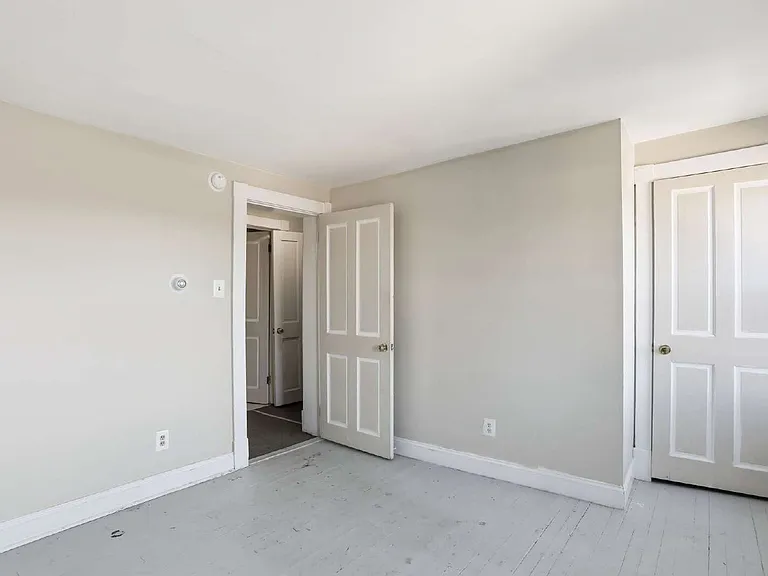 13 N Maryland Ave — Photo 1