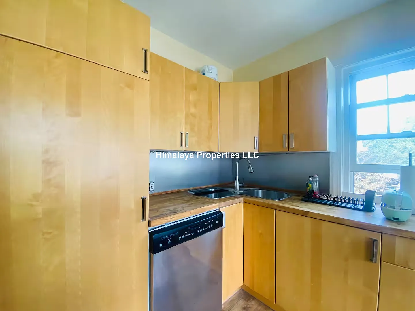 3 bed, $3,600 — Photo 3