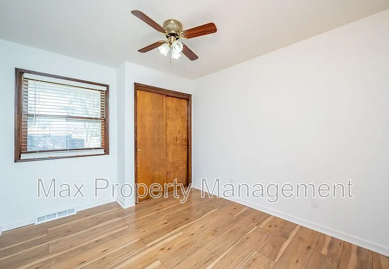 7613 Prairie Ave — Photo 7