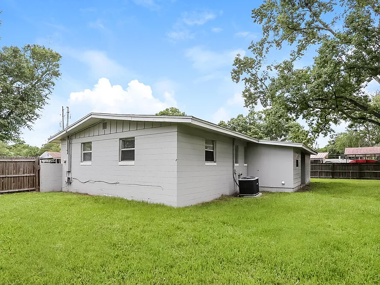 4733 Samba Dr — Photo 25