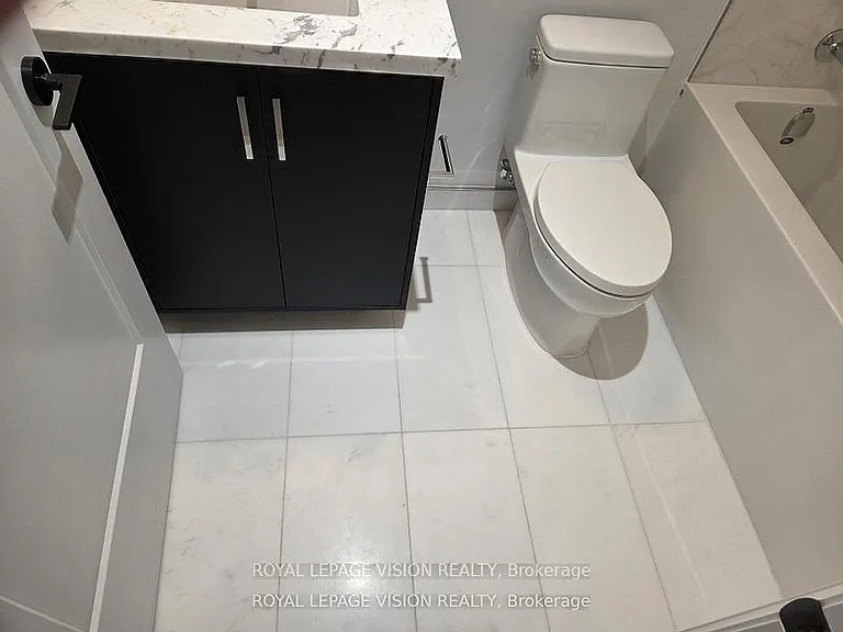 505 Glencairn Ave #206 — Photo 11
