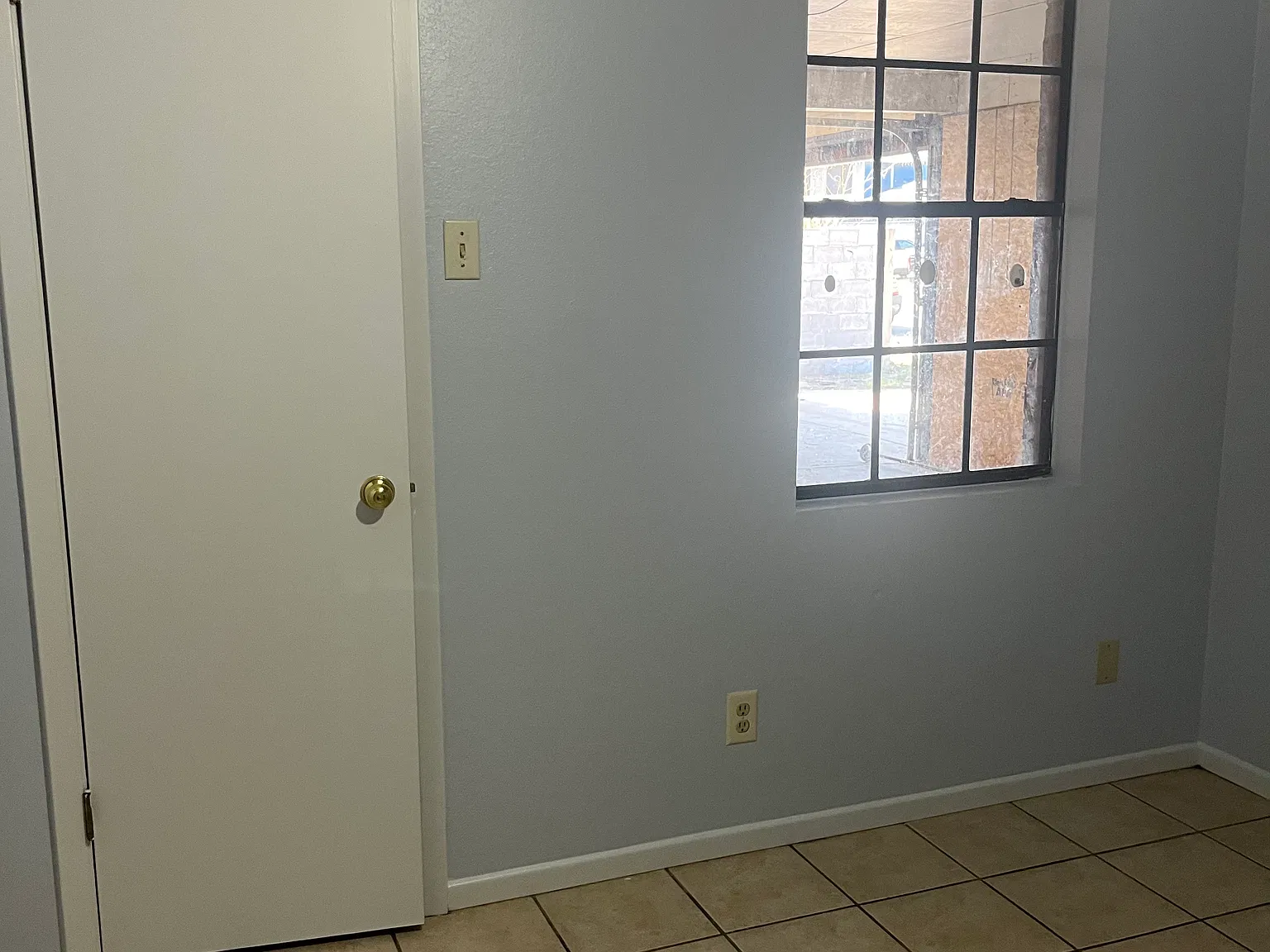 9625 White Wing Loop — Photo 2