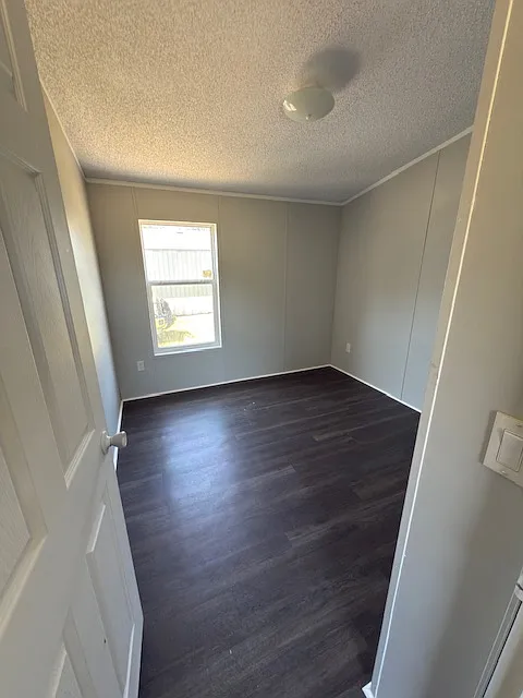 3 bed, 1216 sqft, $949 — Photo 4
