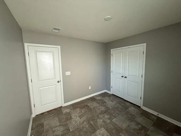 141 Butler Knoll Ct — Photo 12