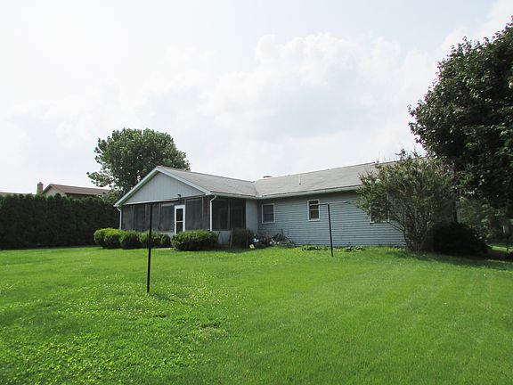 3rd image of 19 Hartwood Lane