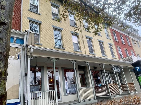 3rd image of 118A Main St #3