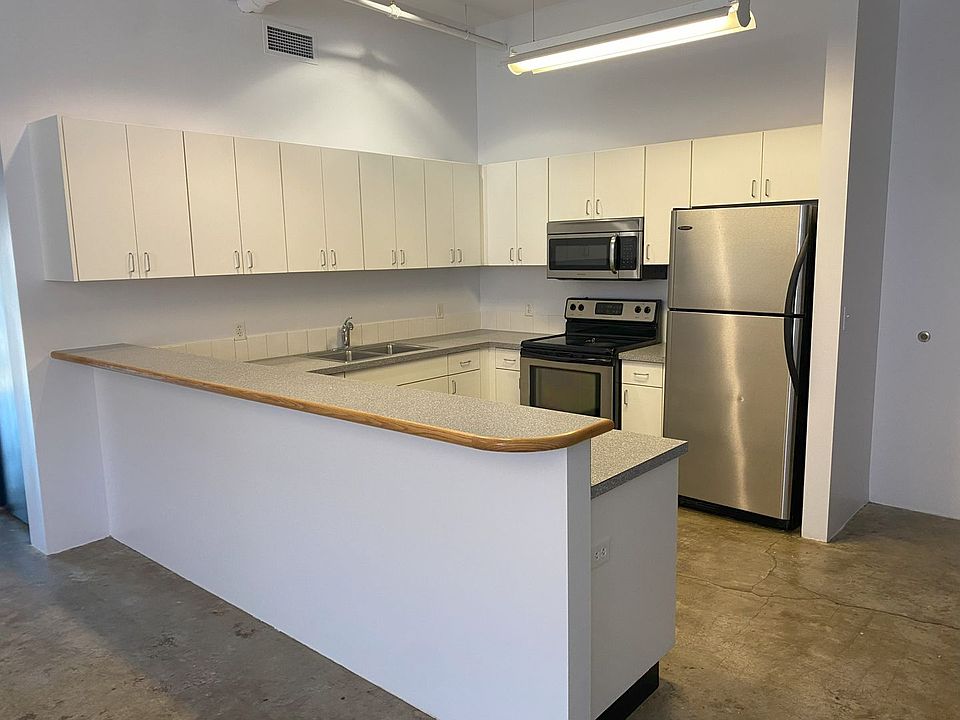 1st image of 155 Liberty St NE Ste 305
