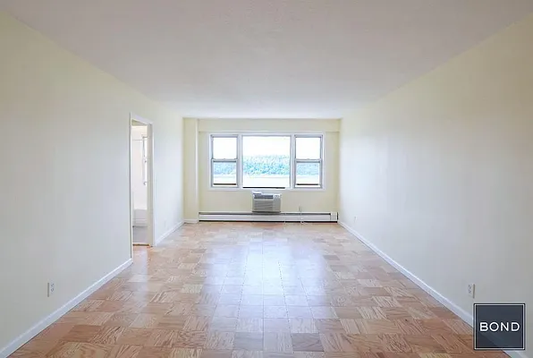 Rented by Bond New York | media 10