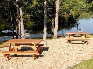 Forbes Rd, Edwards, MO 65326