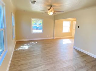 133 Oleander Ave, Lemoore, CA 93245