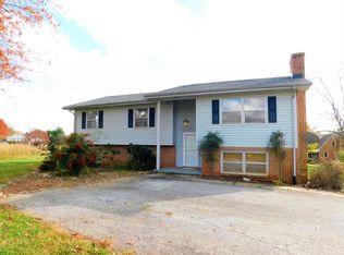 2211 Cedar Gate Rd, Madison Heights, VA 24572