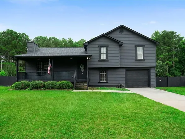 206 Eagle Watch Dr, Carrollton, GA 30117