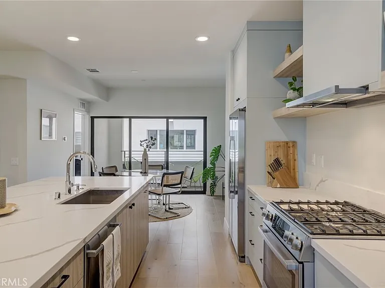 4518 Ayla Ln — Photo 8