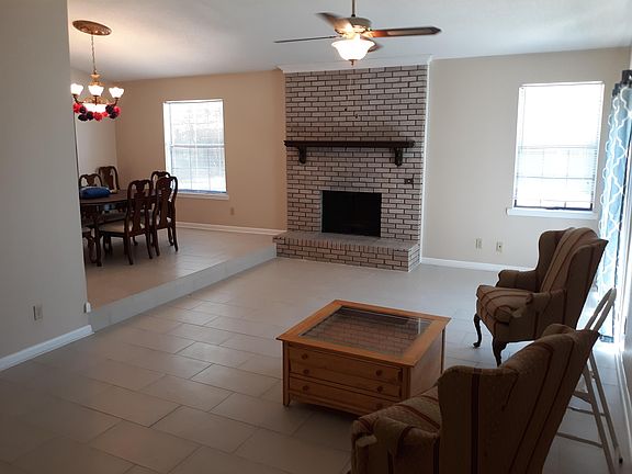 5th image of 31 Ashford Ct
