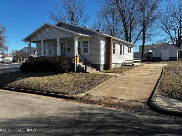 310 S Owen St, California, MO 65018