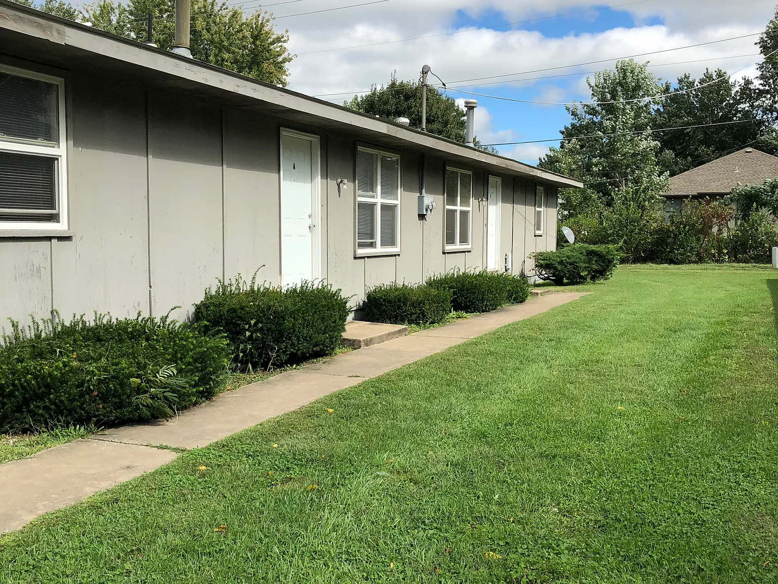 2 bed, 864 sqft, $800 — Photo 1